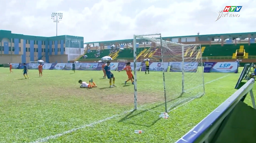 "Ước mơ sân cỏ" HTV Cup 2026: Sẵn sàng cho những trận đấu cuối cùng - Ảnh 9.