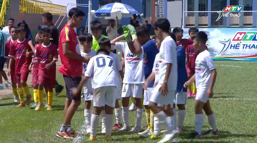 "Ước mơ sân cỏ" HTV Cup 2026: Sẵn sàng cho những trận đấu cuối cùng - Ảnh 15.