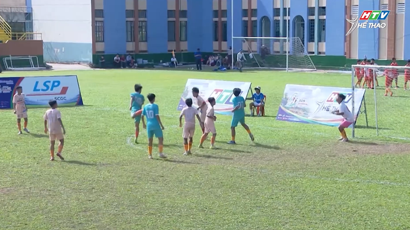 "Ước mơ sân cỏ" HTV Cup 2026: Sẵn sàng cho những trận đấu cuối cùng - Ảnh 16.