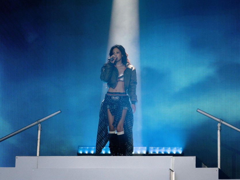 Jennie lập kỷ lục mới trên Billboard Hot 100 với "Dracula" - Ảnh 3.