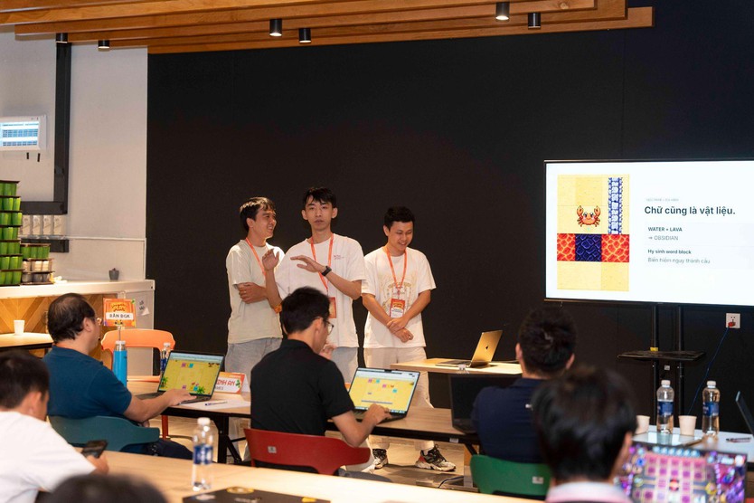 Trắng đêm tại VNG Campus: Cuộc lội ngược dòng ngoạn mục của các nhà làm game tại "Prompt To Play” 2026 - Ảnh 5.