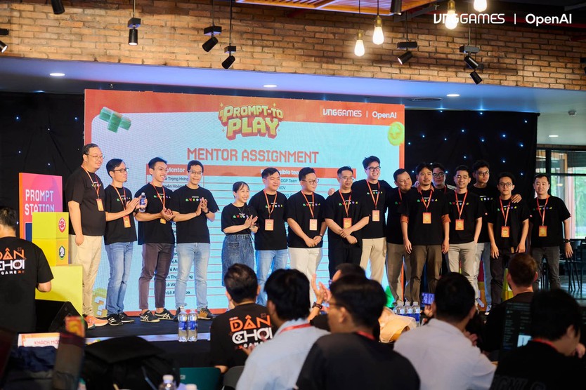 Trắng đêm tại VNG Campus: Cuộc lội ngược dòng ngoạn mục của các nhà làm game tại "Prompt To Play” 2026 - Ảnh 11.