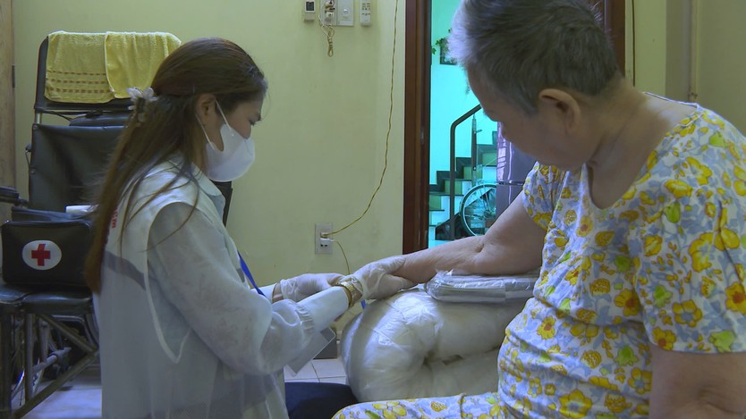 TP. Hồ Chí Minh: Nhân lực trạm y tế xã, phường còn thiếu hụt dù đã được bổ sung - Ảnh 5.