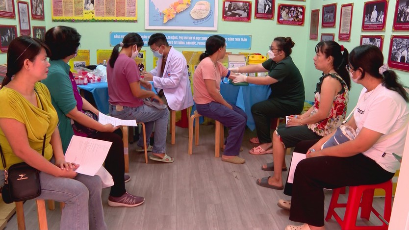 TP. Hồ Chí Minh: Nỗ lực đưa dịch vụ y tế miễn phí đến gần hơn với người dân - Ảnh 3.