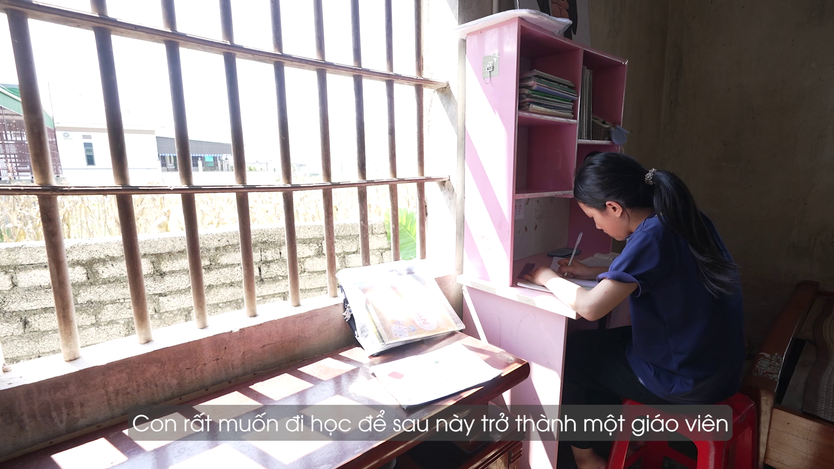 Mái ấm gia đình Việt: Xúc động trước nghị lực của bé gái mắc dị tật bẩm sinh - Ảnh 8.