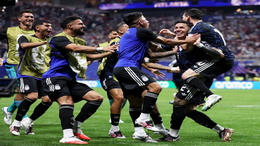Thắng tuyển Anh, Argentina đoạt vé chung kết World Cup 2026 gặp Tây Ban Nha - Ảnh 2.