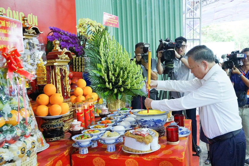 TP. Hồ Chí Minh: Phát hiện thêm 3 bộ hài cốt liệt sĩ tại Công viên Lê Thị Riêng - Ảnh 1.
