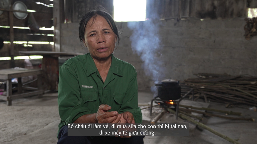 Mái ấm gia đình Việt: Bé gái mồ côi chỉ mong có tiền chữa mắt cho bà - Ảnh 1.