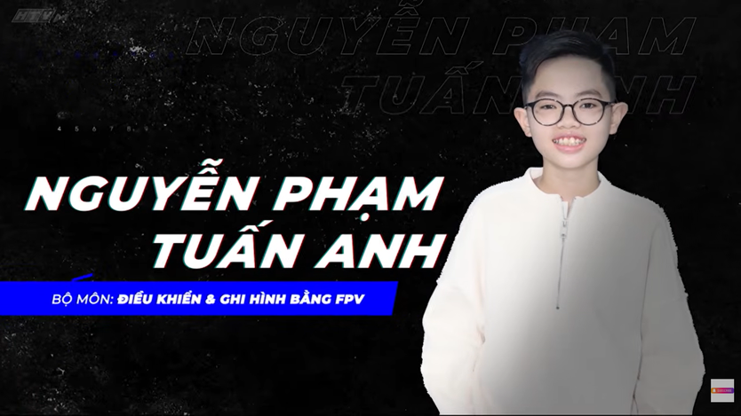 Siêu tài năng nhí mùa 5: Cậu bé 11 tuổi chinh phục bầu trời bằng FPV, sở hữu dàn drone cả tỷ đồng- Ảnh 2.