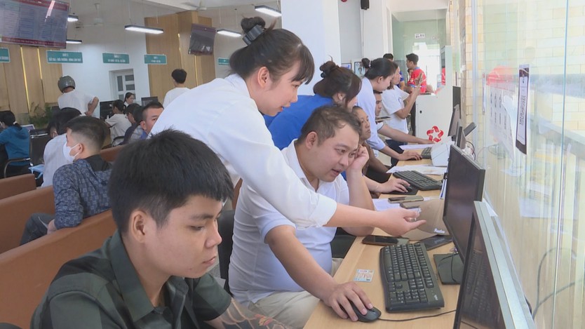 Nâng hiệu quả cải cách hành chính từ những thay đổi tại cơ sở - Ảnh 2.