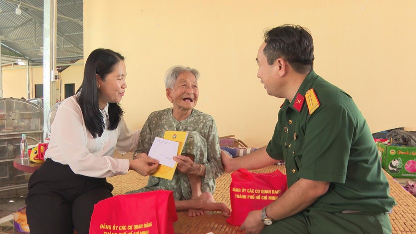 Nghĩa tình chăm lo hướng về người có công- Ảnh 1.