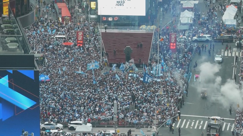 New York rực sắc cờ Argentina trước trận chung kết World Cup 2026- Ảnh 1.