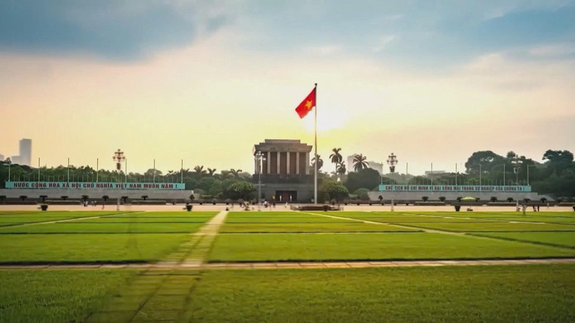 Hà Nội công bố quy hoạch tầm nhìn 100 năm: Định hình diện mạo Thủ đô thời đại mới  - Ảnh 1.