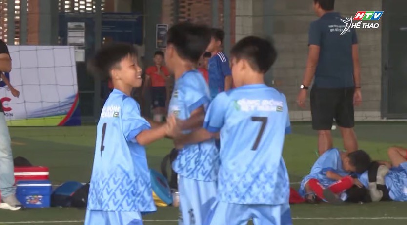 "Ước mơ sân cỏ" HTV Cup 2026: Một sân bóng, cả một mùa hè- Ảnh 9.