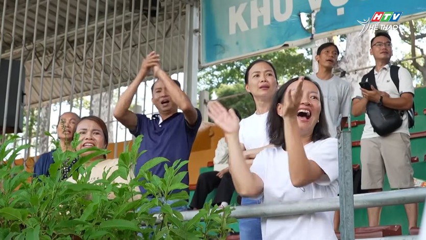"Ước mơ sân cỏ" HTV Cup 2026: Một sân bóng, cả một mùa hè- Ảnh 13.