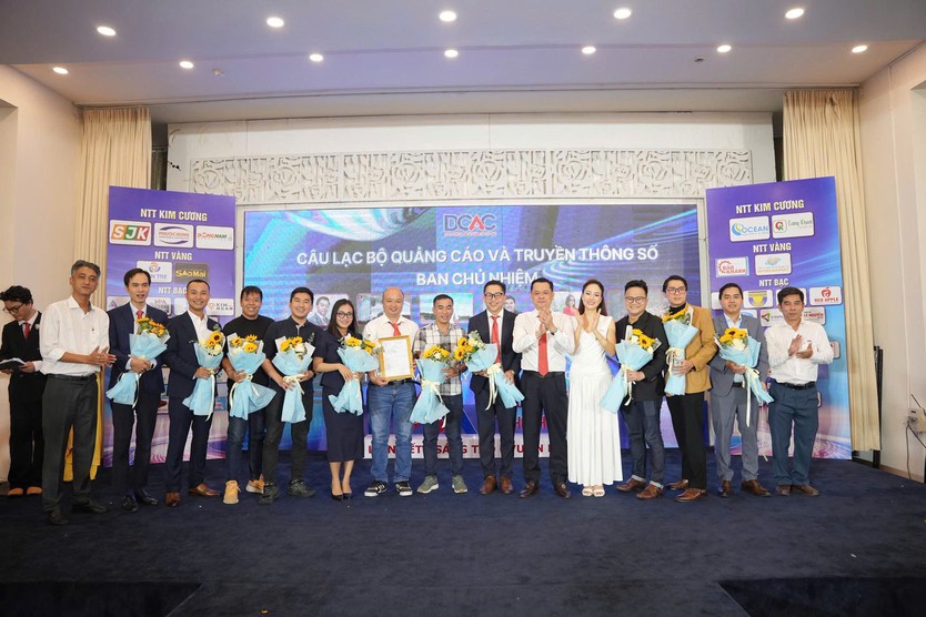 Quảng cáo – Ngành công nghiệp văn hóa song hành cùng nửa thế kỷ thành phố mang tên Bác - Ảnh 5.