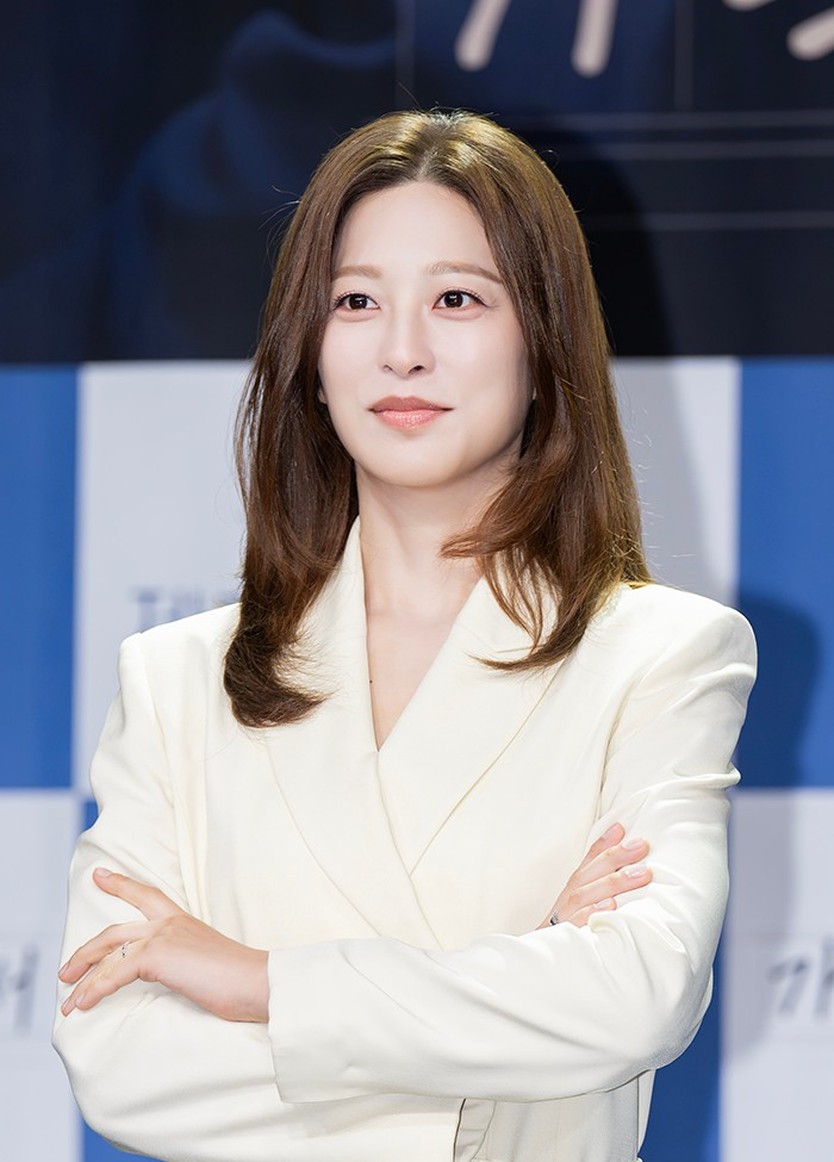 Park Se-young và Han Go-eun tái xuất với phim gia đình "Family Relationship Certificate" - Ảnh 4.