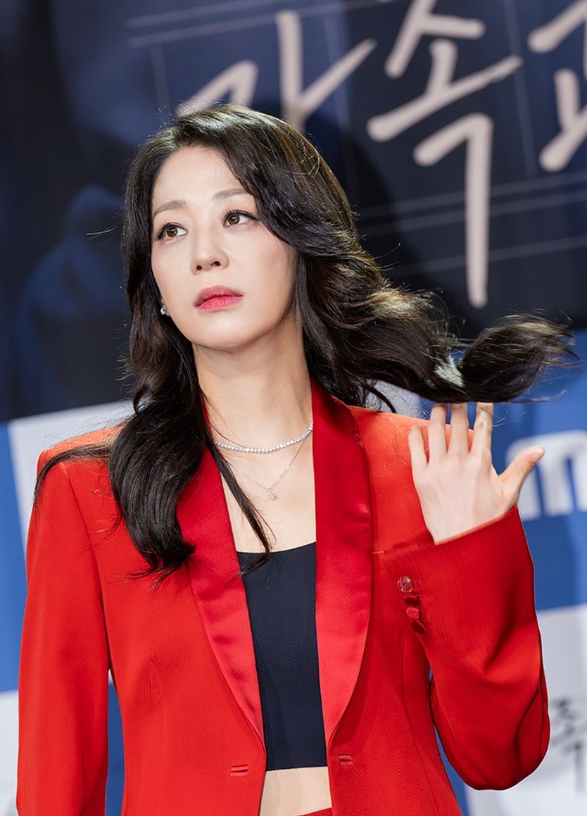 Park Se-young và Han Go-eun tái xuất với phim gia đình "Family Relationship Certificate" - Ảnh 10.