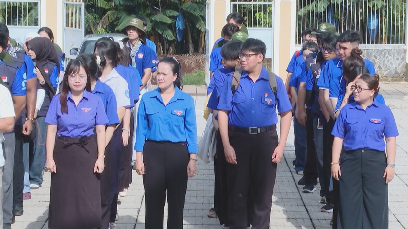 Tuổi trẻ TP. Hồ Chí Minh lan tỏa bản sắc Việt qua hành trình tri ân và giao lưu văn hóa tại Bàu Lâm - Ảnh 5.