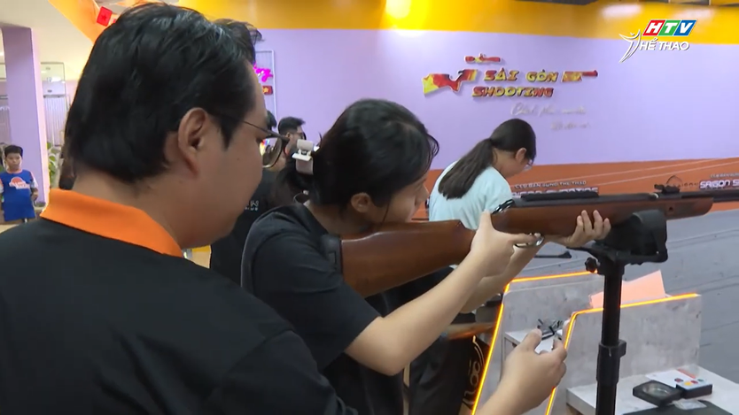 Bắn súng thể thao – Sân chơi mới gắn kết gia đình trong mùa hè TP. Hồ Chí Minh - Ảnh 1.