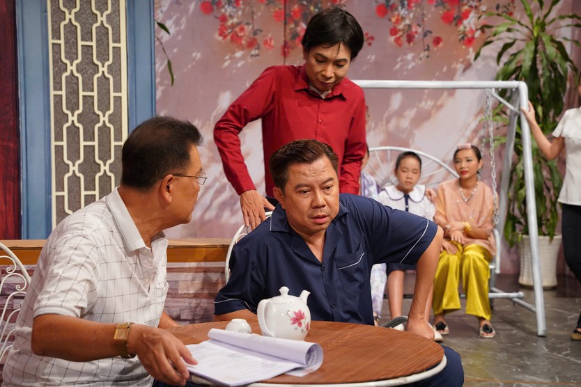 Ca sĩ Quốc Đại mang góc nhìn mới về gia đình trong vở kịch "Rộn ràng tiếng cười trẻ thơ" - Ảnh 1.
