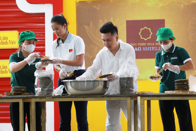 Mái ấm gia đình Việt: Hương Ly đỡ đầu các em nhỏ đến hết lớp 12 - Ảnh 5.