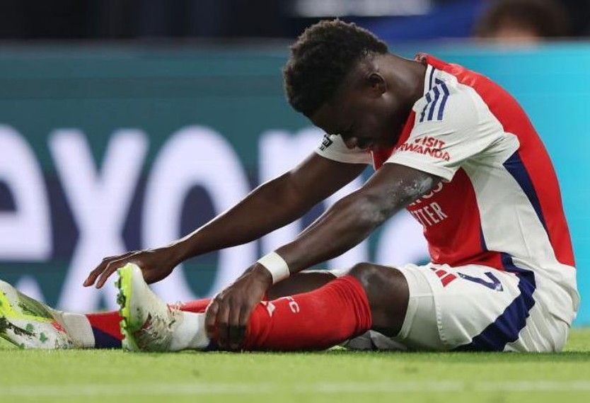 Saka dính chấn thương gân Achilles, Arsenal ra quyết định cuối cùng - Ảnh 2.