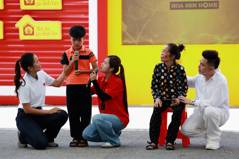 Mái ấm gia đình Việt: Cậu bé sớm là trụ cột, chỉ mong cha có thể đi lại bình thường - Ảnh 12.