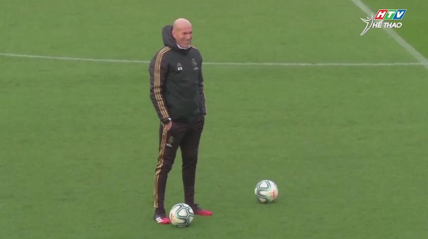 Ghế HLV tuyển Pháp chờ đợi huyền thoại Zidane - Ảnh 4.