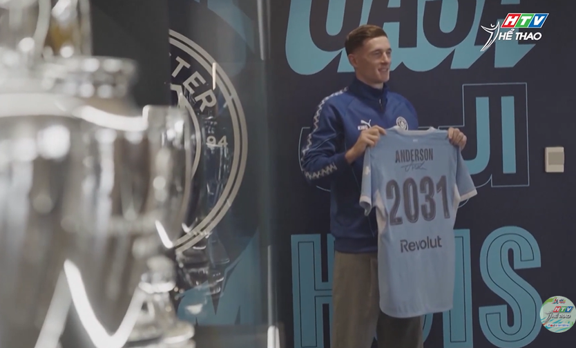 Elliot Anderson chính thức gia nhập Manchester City - Ảnh 3.