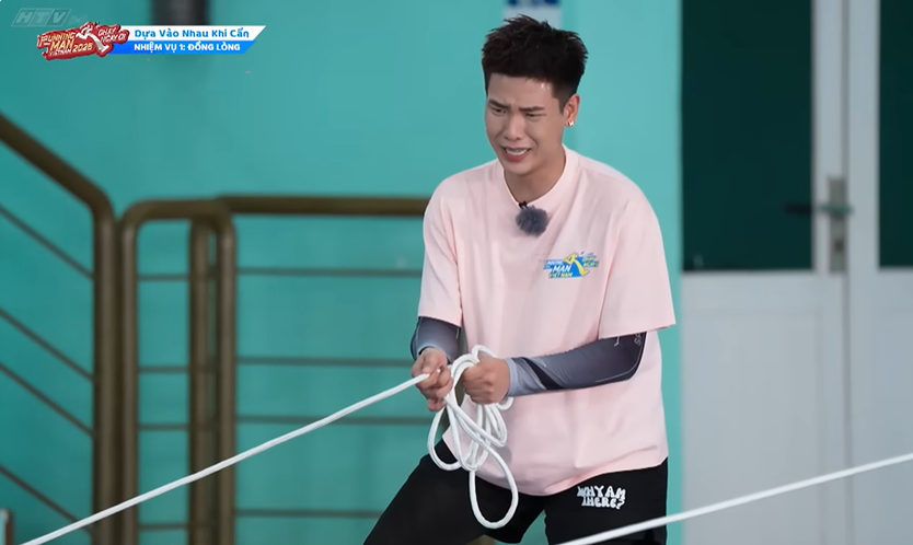 Running Man mùa 4 - Tập 1: Cuộc săn lùng kẻ phá bĩnh của Gia tộc R - Ảnh 6.