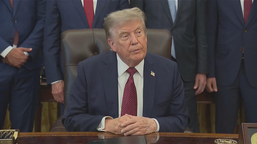  Ông Trump: Mỹ và Iran đang thảo luận,Tehran chưa sẵn sàng đạt thỏa thuận - Ảnh 1.
