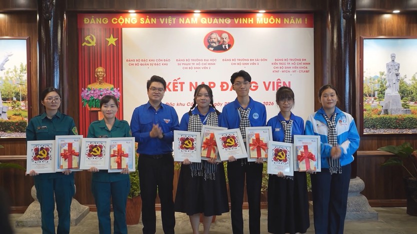 Kết nạp 5 đảng viên mới tại Đặc khu Côn Đảo - Ảnh 5.