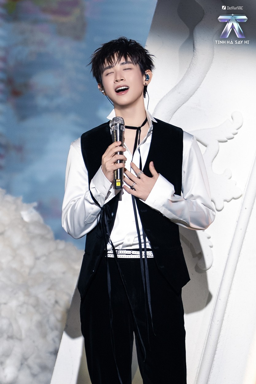 Tinh hà "Say hi": Đội Dương Domic dẫn đầu bình chọn Livestage 2- Ảnh 3.