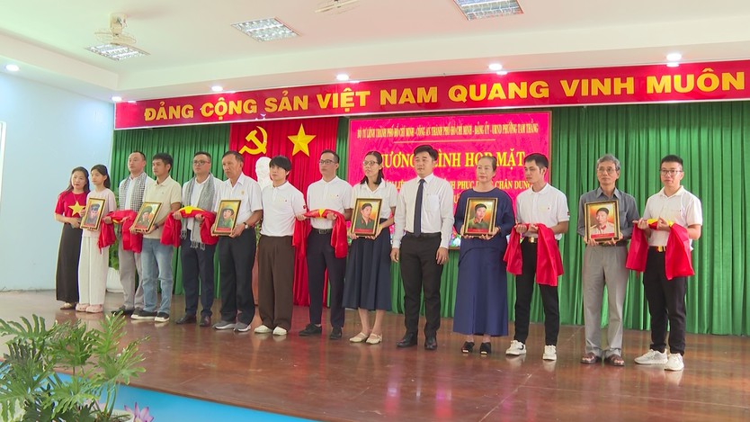 Phục dựng di ảnh, nối dài hành trình trở về của các liệt sĩ - Ảnh 1.