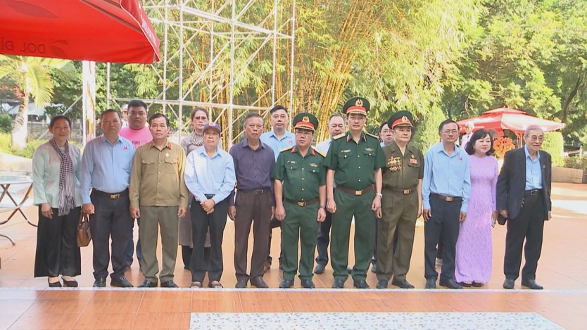 Hội Hữu nghị Việt Nam – Campuchia TP. Hồ Chí Minh tổ chức nhiều hoạt động tri ân nhân Ngày Thương binh - Liệt sĩ - Ảnh 1.