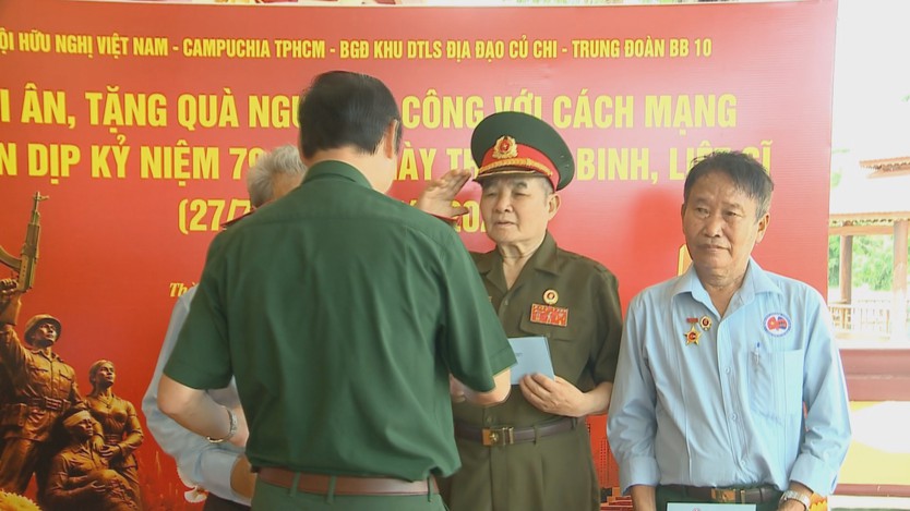 Hội Hữu nghị Việt Nam – Campuchia TP. Hồ Chí Minh tổ chức nhiều hoạt động tri ân nhân Ngày Thương binh - Liệt sĩ - Ảnh 3.