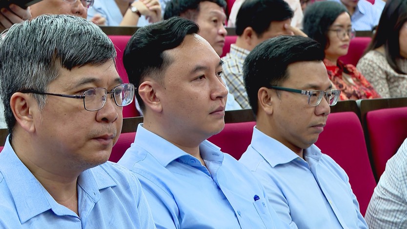 Đối thoại thẳng thắn, tháo gỡ vướng mắc trong vận hành chính quyền địa phương tại TP. Hồ Chí Minh - Ảnh 7.