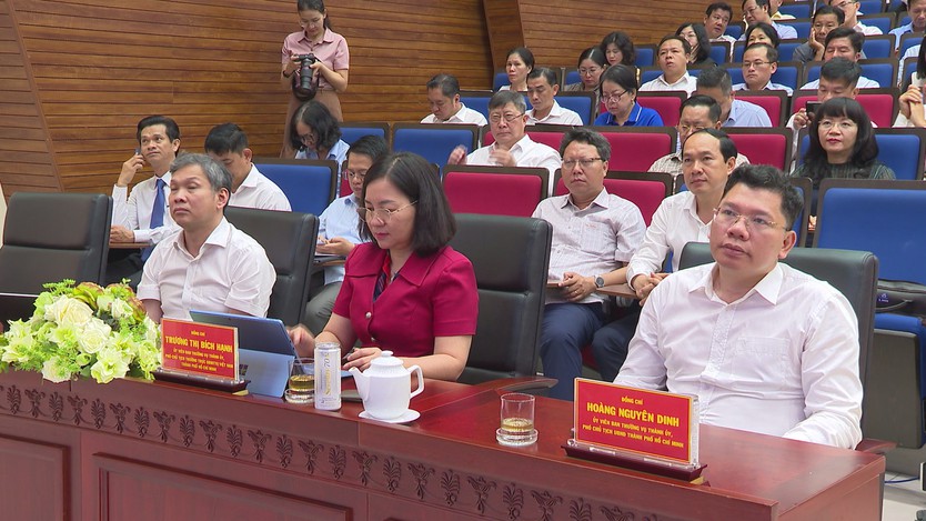 TP.HCM bồi dưỡng kiến thức, kỹ năng cho hơn 900 cán bộ lãnh đạo chủ chốt - Ảnh 5.