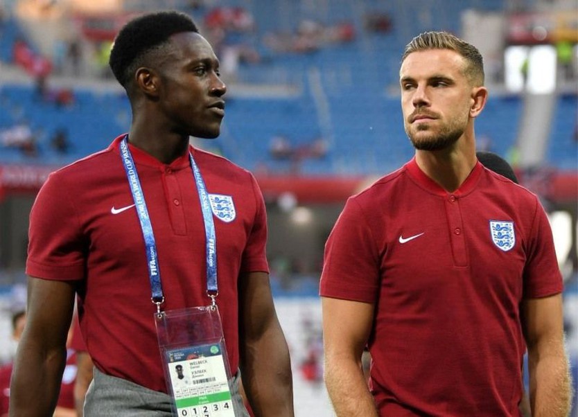 Chelsea dùng tiền mua kinh nghiệm, sau Welbeck là cựu đội trưởng Liverpool - Ảnh 2.