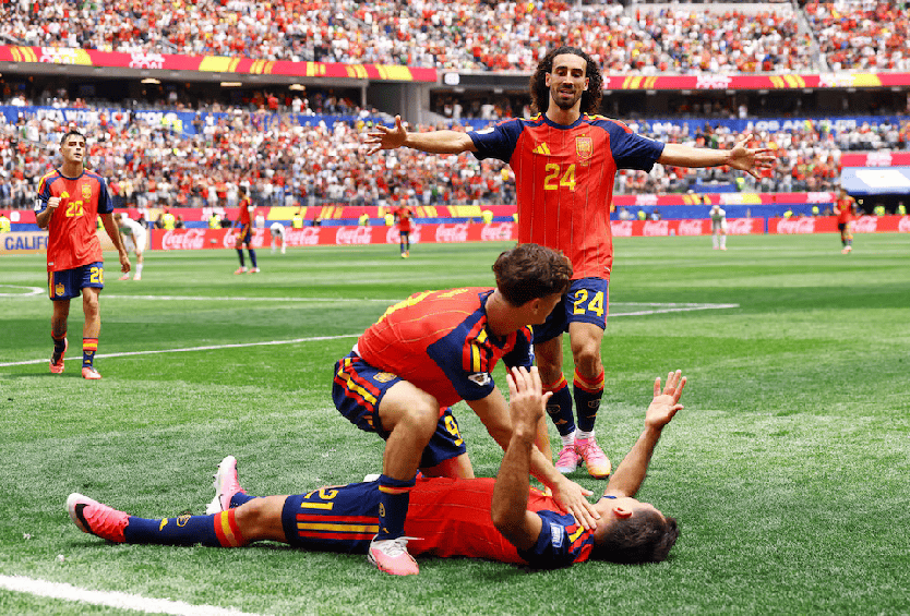 Tây Ban Nha thắng đậm Áo, lần đầu vượt vòng knock-out World Cup sau 16 năm - Ảnh 1.
