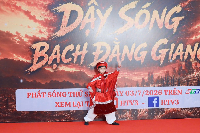Trần Gia Vinh lan tỏa niềm tự hào dân tộc với ca khúc “Dân nước Nam” trong “Vườn Âm Nhạc - Dậy sóng Bạch Đằng Giang - Ảnh 9.
