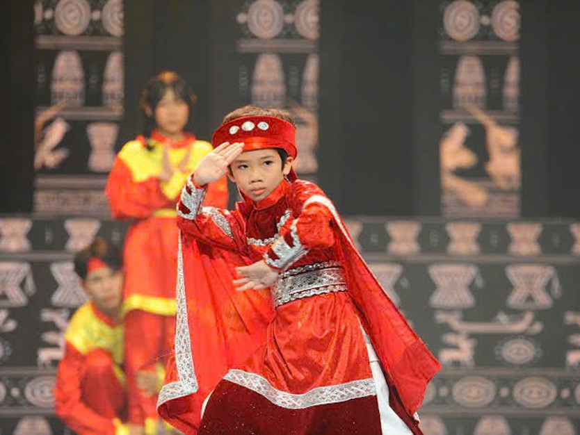 Trần Gia Vinh lan tỏa niềm tự hào dân tộc với ca khúc “Dân nước Nam” trong “Vườn Âm Nhạc - Dậy sóng Bạch Đằng Giang - Ảnh 1.