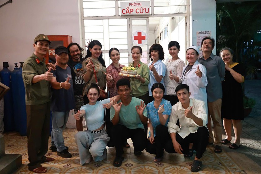 “Phía bên kia bức tường” hoàn tất ghi hình - Ảnh 2.