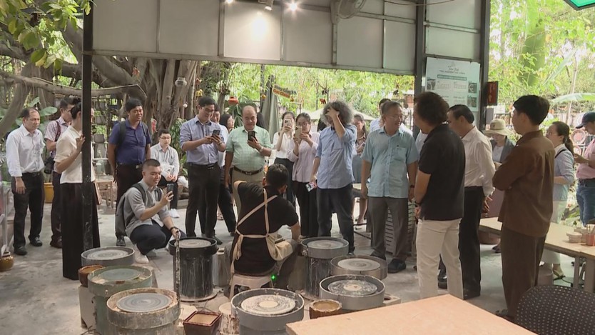 Giữ hồn gốm Việt, mở rộng thị trường - Ảnh 2.
