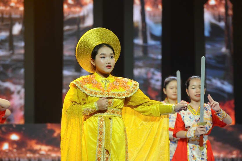 Võ Ngọc Minh Thư ghi dấu ấn tại “Vườn Âm Nhạc" với giọng hát nội lực- Ảnh 4.