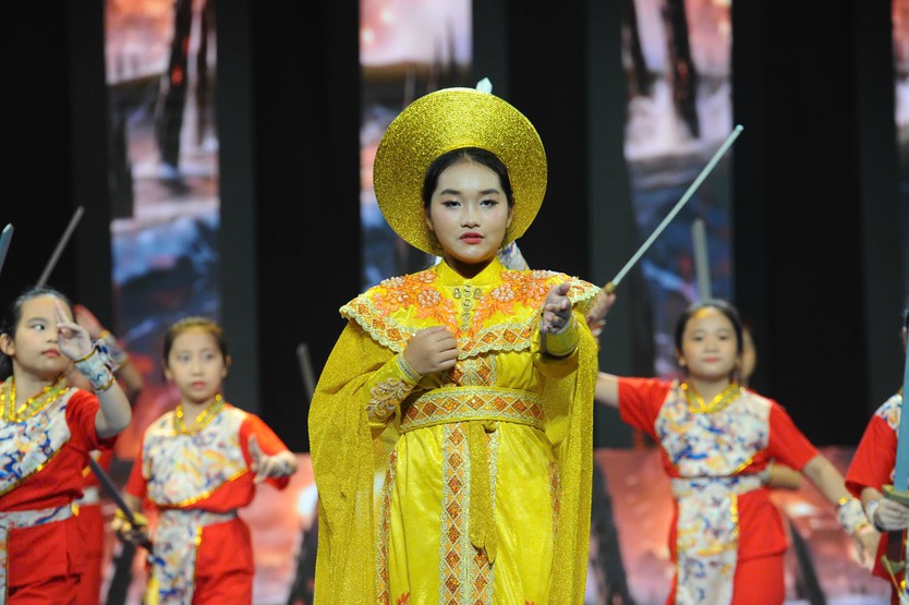 Võ Ngọc Minh Thư ghi dấu ấn tại “Vườn Âm Nhạc" với giọng hát nội lực- Ảnh 2.