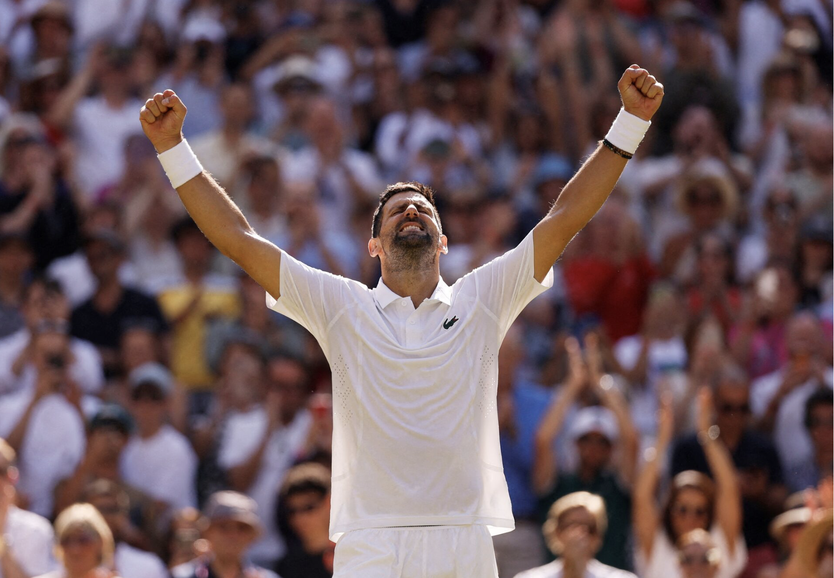 Wimbledon 2026: Djokovic lập cột mốc mới, Sinner thẳng tiến vào vòng bốn- Ảnh 1.