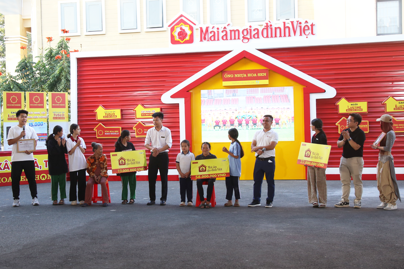 Mái ấm gia đình Việt tập 18 trao hơn 400 triệu đồng cho các em khó khăn- Ảnh 7.