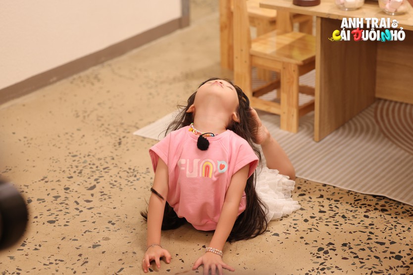 Anh trai và Cái đuôi nhỏ: Bữa tiệc sinh nhật đầy yêu thương - Ảnh 10.